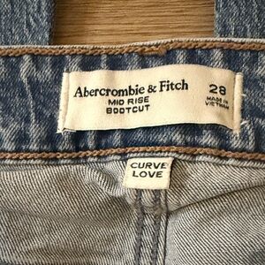 NWT Abercrombie & Fitch Denim Mid Rise Bootcut Jeans - Faded Blue
